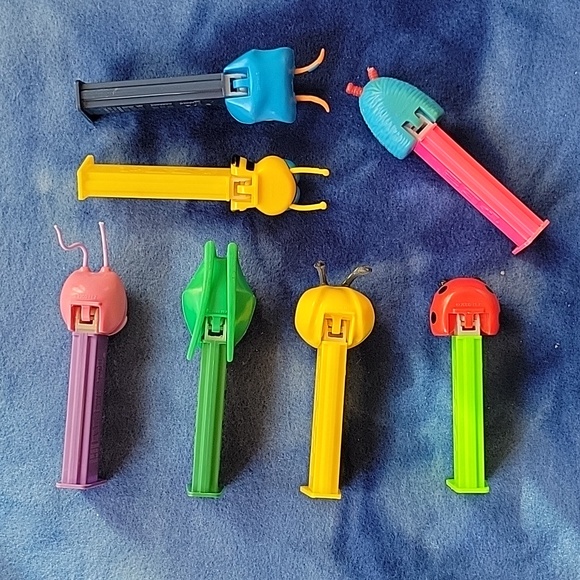 Set of 7 Bug's Life Pez dispensers. Pre loved - Picture 6 of 6